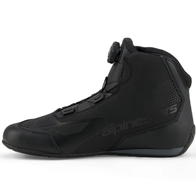 Celer Shoes