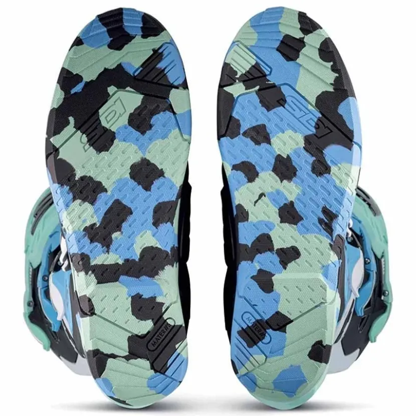 Crossair X Messy