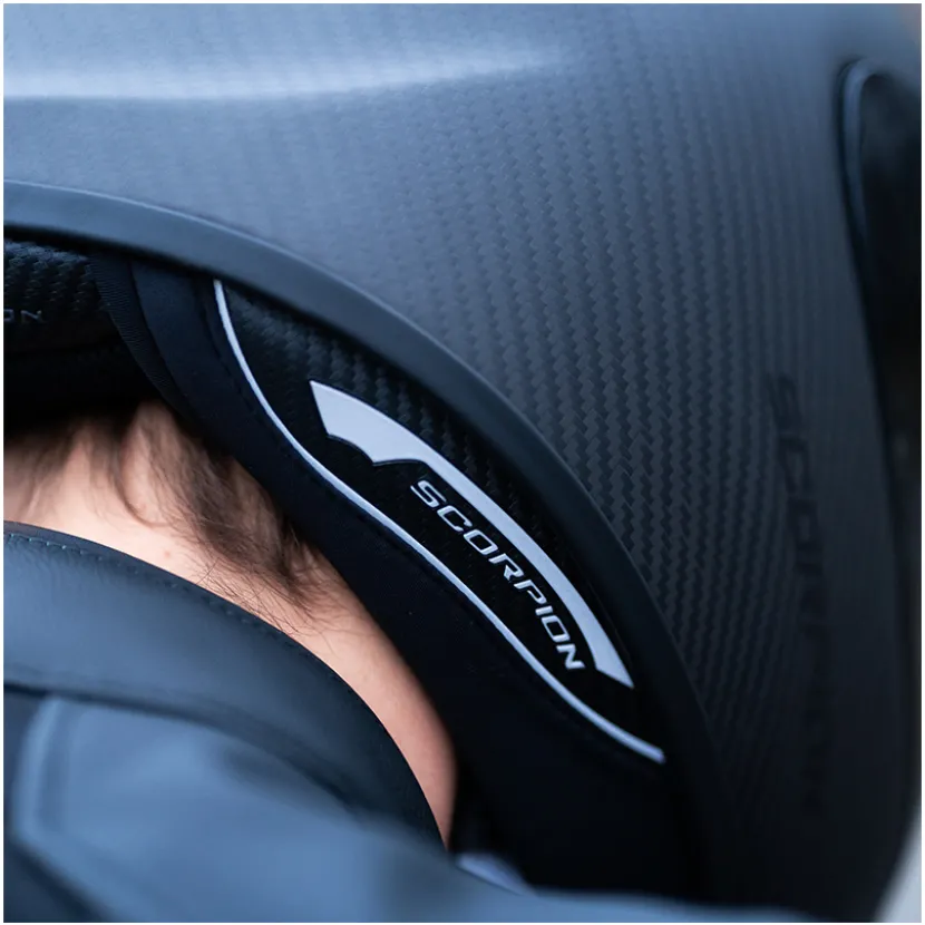 EXO-1400 Evo II Carbon Air Solid