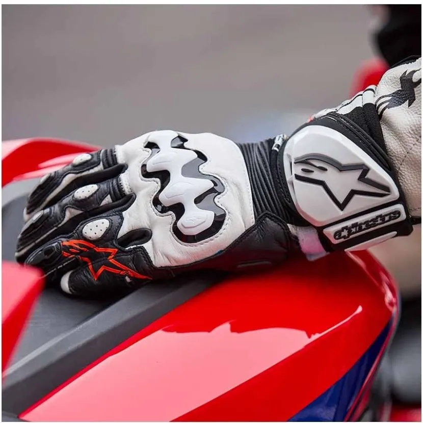 GP Pro R4 Gloves